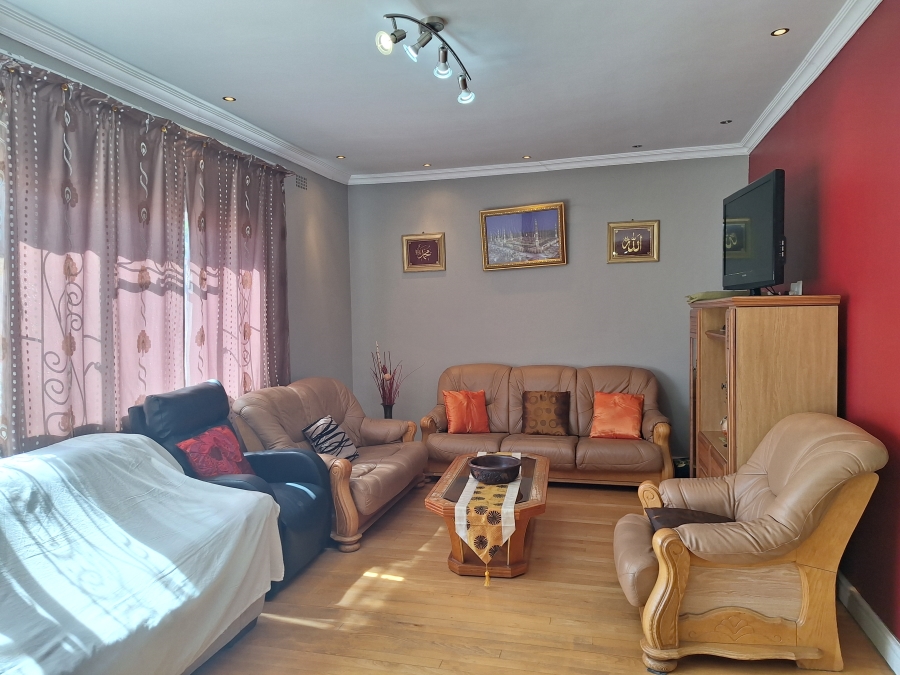 3 Bedroom Property for Sale in Vasco Estate Western Cape